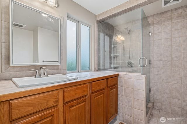 4123 94th Avenue SE, Mercer Island, WA 98040