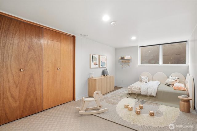 4123 94th Avenue SE, Mercer Island, WA 98040