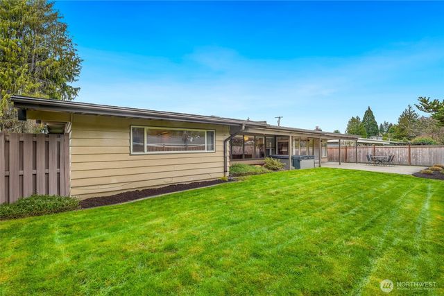 4123 94th Avenue SE, Mercer Island, WA 98040