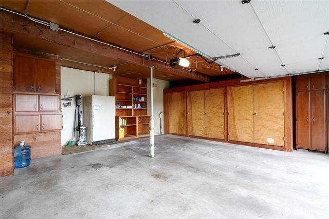 4123 94th Avenue SE, Mercer Island, WA 98040