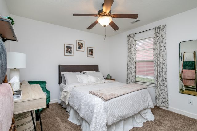 2402 NOTTOWAY DR, Columbia, MO 65203