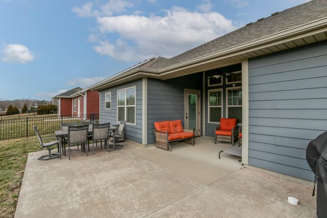 2402 NOTTOWAY DR, Columbia, MO 65203