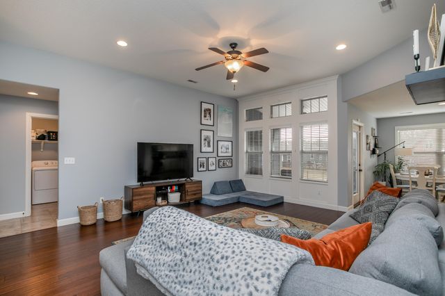 2402 NOTTOWAY DR, Columbia, MO 65203