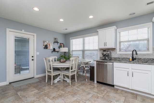 2402 NOTTOWAY DR, Columbia, MO 65203