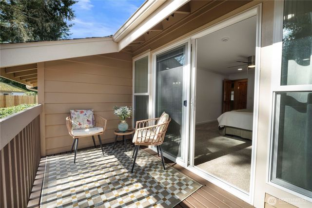 15711 SE 178th Place, Renton, WA 98058