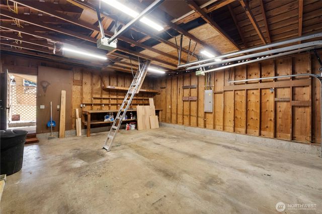 15711 SE 178th Place, Renton, WA 98058