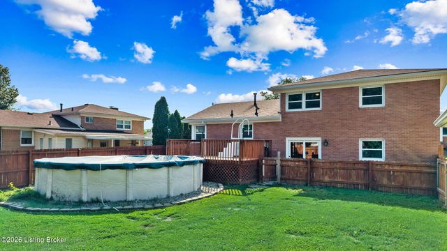 11011 Oliverda Dr, Louisville, KY 40272