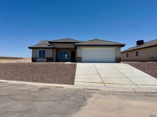 10841 Silver Spur Dr, Wellton, AZ 85356