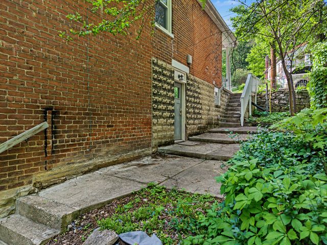 2825 Madison Avenue, Covington, KY 41015