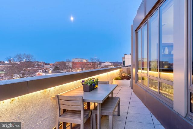 1111 Pennsylvania Ave SE Unit 408, Washington, DC 20003