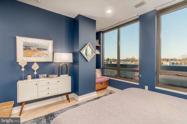 1111 Pennsylvania Ave SE Unit 408, Washington, DC 20003