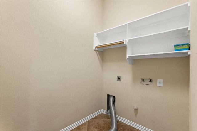 105 Keo Keo CT, Bastrop, TX 78602