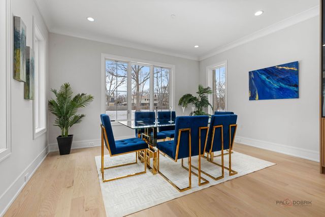 3890 Greenacre Drive, Northbrook, IL 60062