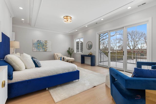 3890 Greenacre Drive, Northbrook, IL 60062