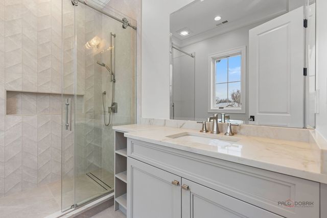 3890 Greenacre Drive, Northbrook, IL 60062