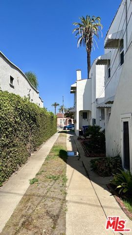 4770 Edgewood Place, Los Angeles, CA 90019