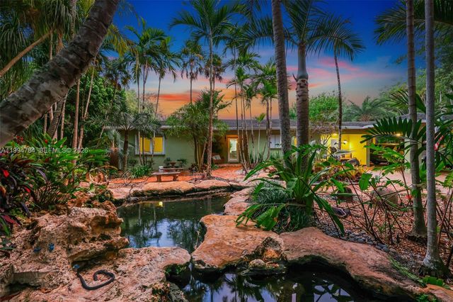 9234 SW 112th St, Miami, FL 33176