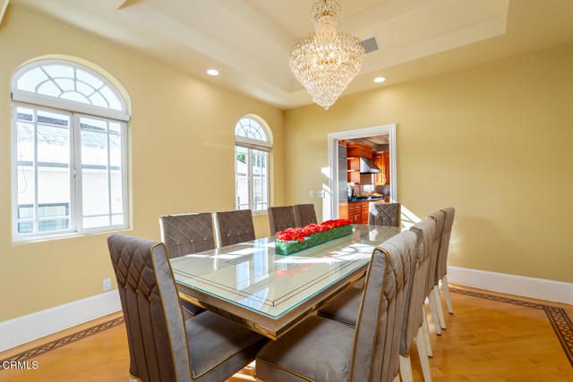 1075 E Tujunga Avenue, Burbank, CA 91501