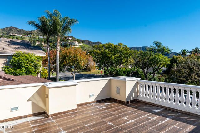 1075 E Tujunga Avenue, Burbank, CA 91501