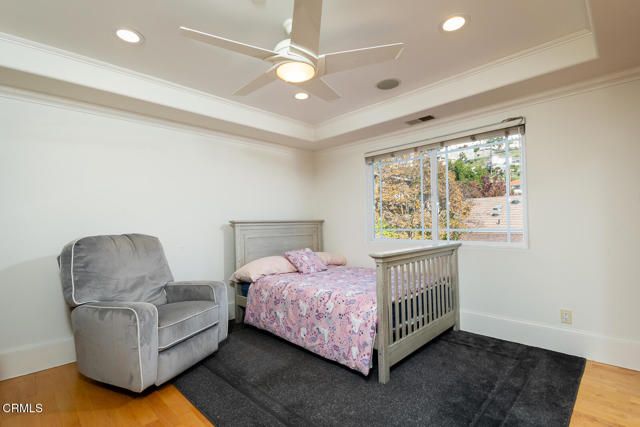 1075 E Tujunga Avenue, Burbank, CA 91501