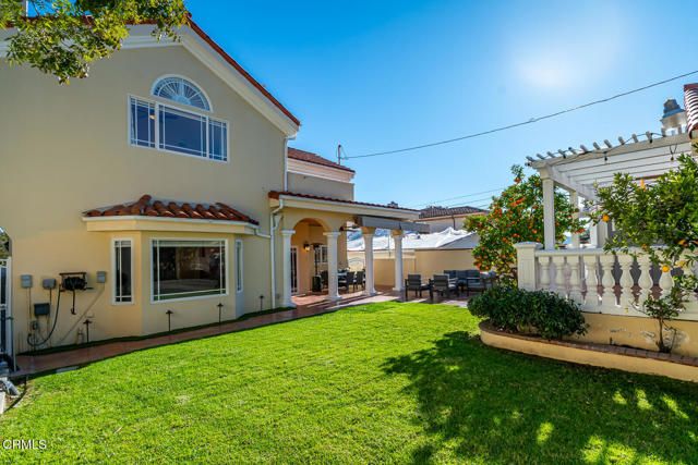 1075 E Tujunga Avenue, Burbank, CA 91501