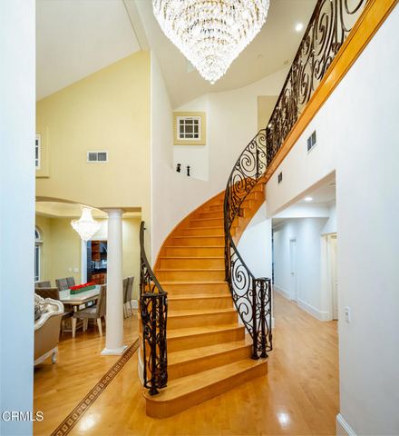 1075 E Tujunga Avenue, Burbank, CA 91501