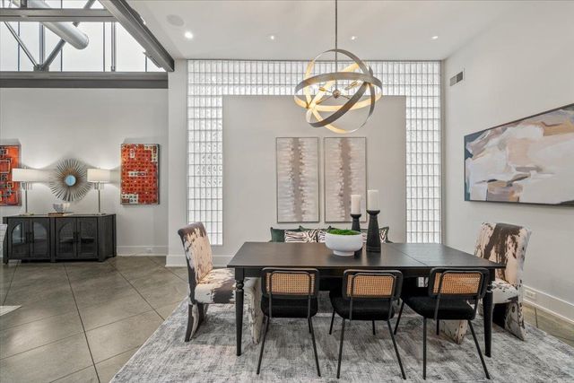 555 MAGNOLIA MOUND DR, Memphis, TN 38103