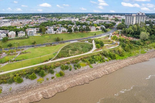 555 MAGNOLIA MOUND DR, Memphis, TN 38103