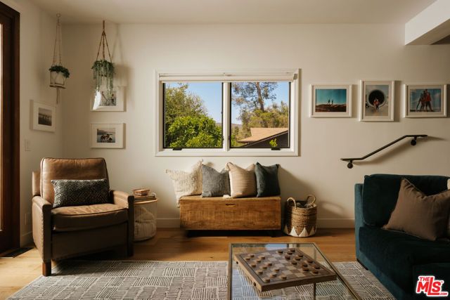 685 Wonder View Drive, Calabasas, CA 91302