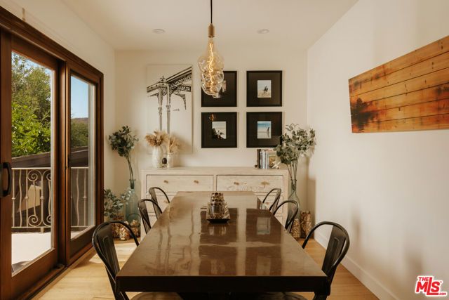 685 Wonder View Drive, Calabasas, CA 91302