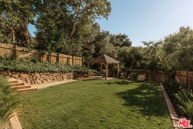 685 Wonder View Drive, Calabasas, CA 91302