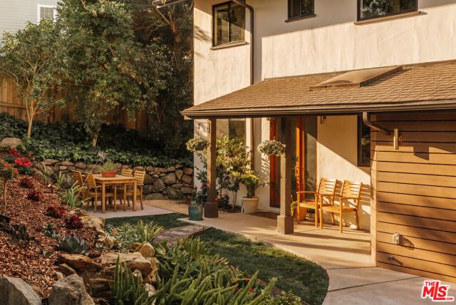 685 Wonder View Drive, Calabasas, CA 91302