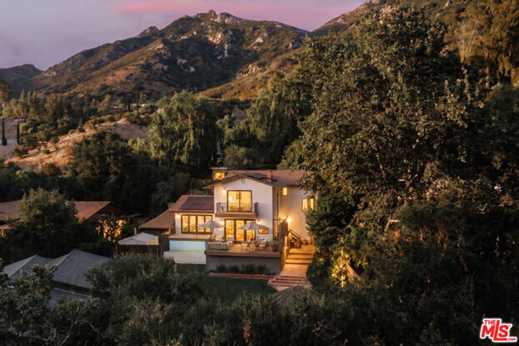 685 Wonder View Drive, Calabasas, CA 91302