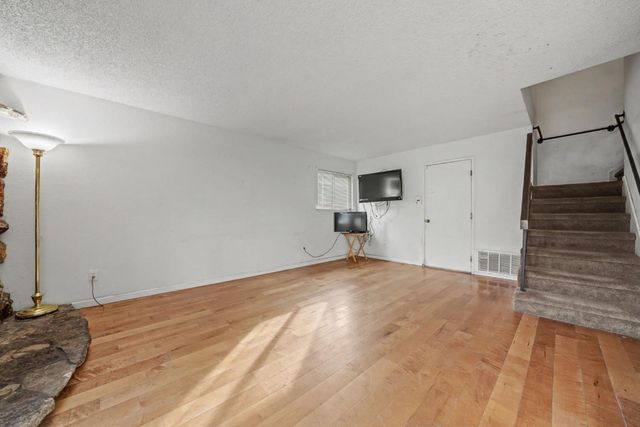 9960 Rio Cosumnes Cir, Elk Grove, CA 95624