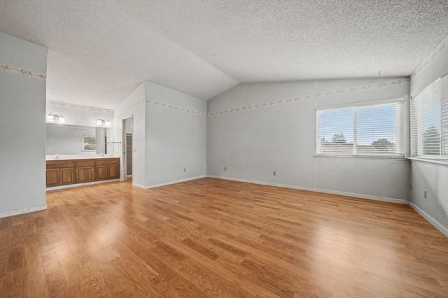 9960 Rio Cosumnes Cir, Elk Grove, CA 95624