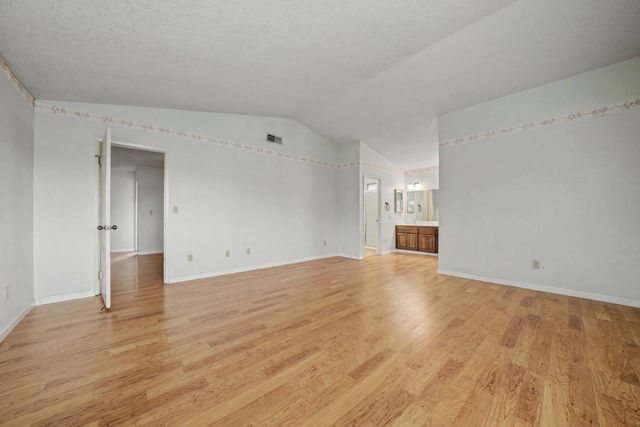 9960 Rio Cosumnes Cir, Elk Grove, CA 95624