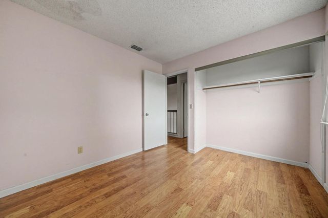 9960 Rio Cosumnes Cir, Elk Grove, CA 95624