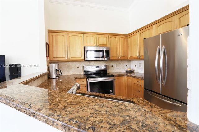 873 Sand Creek Cir, Weston, FL 33327