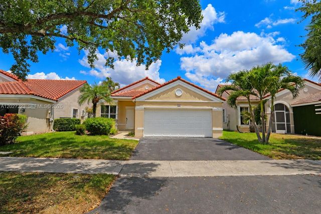 873 Sand Creek Cir, Weston, FL 33327