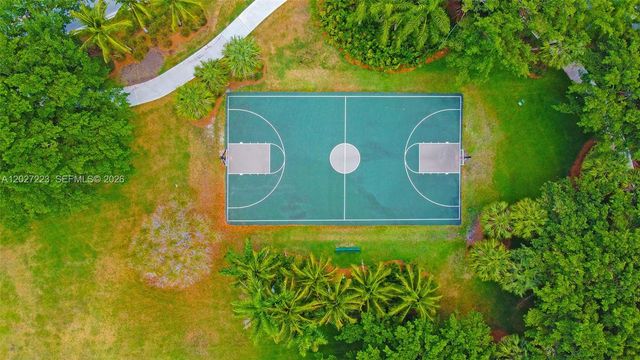 873 Sand Creek Cir, Weston, FL 33327