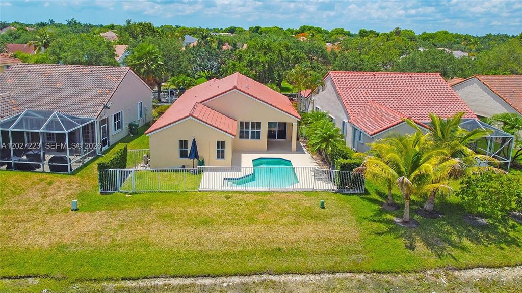 873 Sand Creek Cir, Weston, FL 33327