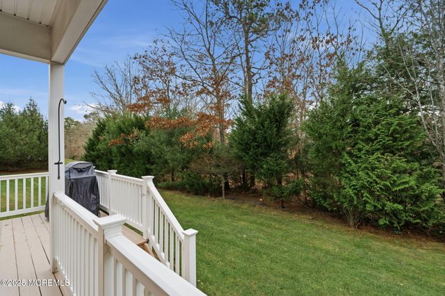 40 Mission Way, Barnegat, NJ 08005