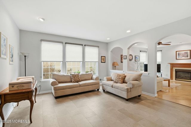 40 Mission Way, Barnegat, NJ 08005