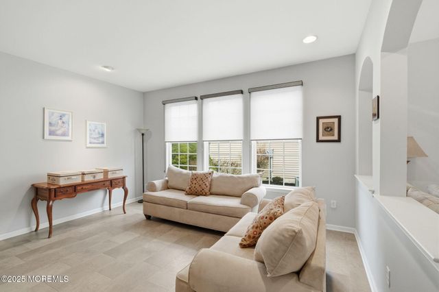 40 Mission Way, Barnegat, NJ 08005