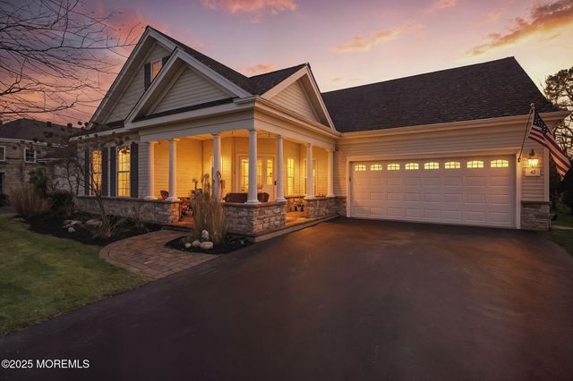 40 Mission Way, Barnegat, NJ 08005