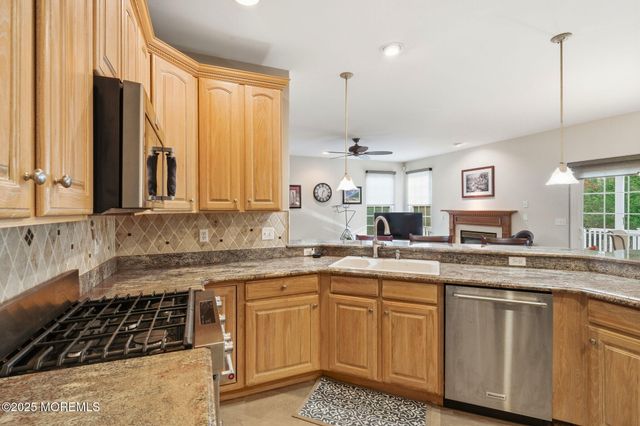 40 Mission Way, Barnegat, NJ 08005