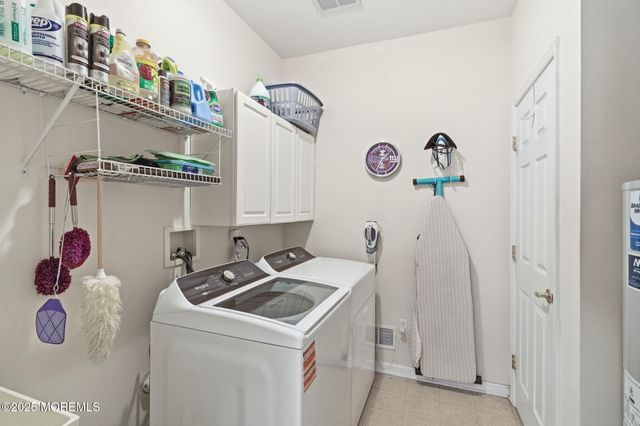 40 Mission Way, Barnegat, NJ 08005