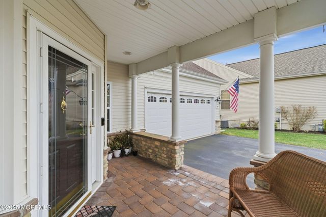 40 Mission Way, Barnegat, NJ 08005