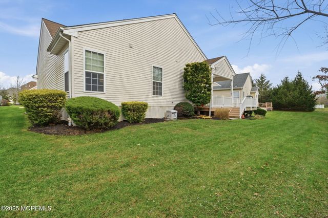 40 Mission Way, Barnegat, NJ 08005