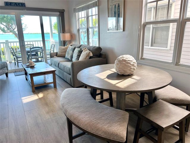 5017 Sunset Village Dr, Duck, FL 33050